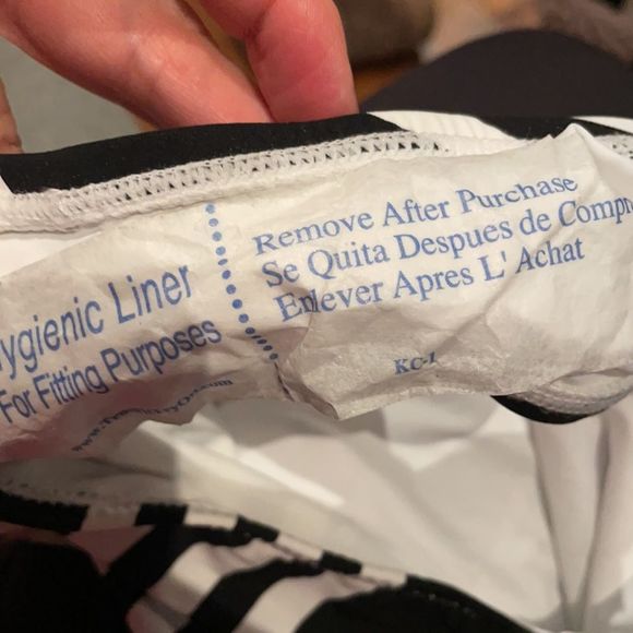 La Blanca 4 black and white stripe swimsuit nwot - Picture 5 of 7